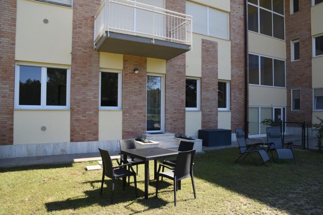 Residence Il Piviere App 7 With Private Garden Calambrone Exteriör bild